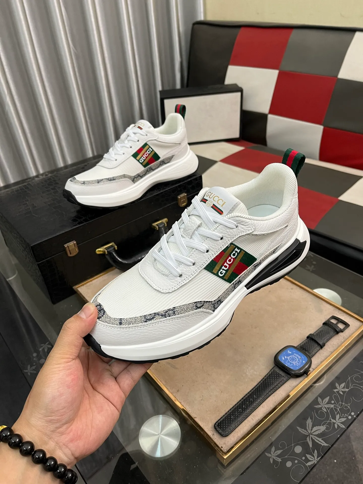 Men's Men's Shoes💰458⌚️⌚️[GUCCI] Gucci men's casual shoes are absolutely popular🔥The ultimate matching item for trendy men! The charm of super texture is unstoppable. This is the main recommendation. The upper is made of high-quality cowhide, with pig lining feet and wear-resistant rubber sole. It is noble and elegant! Extremely comfortable🎁🎁You can be as handsome as you want💪 Size 38-44! 2️⃣colors available